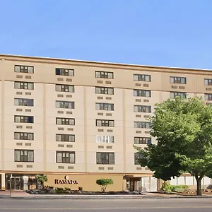 Ramada By Wyndham *** East Orange
